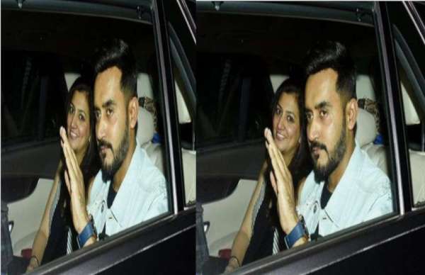 bollywood stars attend special screening of dhadak