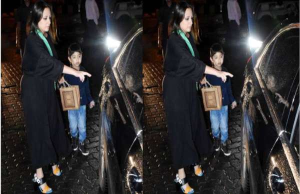 imran khan spotted at airport with wife avantika