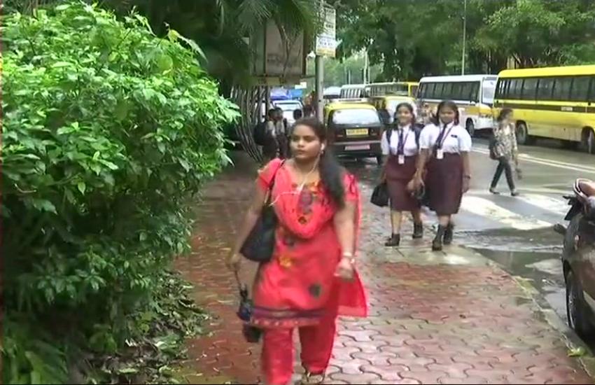 बसों की हड़ताल से सहमी मुंबई, परेशान रहे स्कूली बच्चे, देखें Video