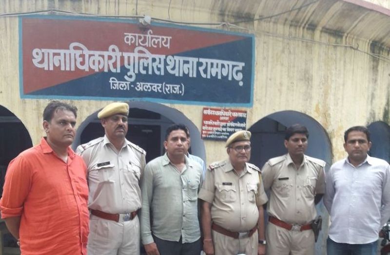 Akbar khan alwar : Police blaming others to protect itself in alwar