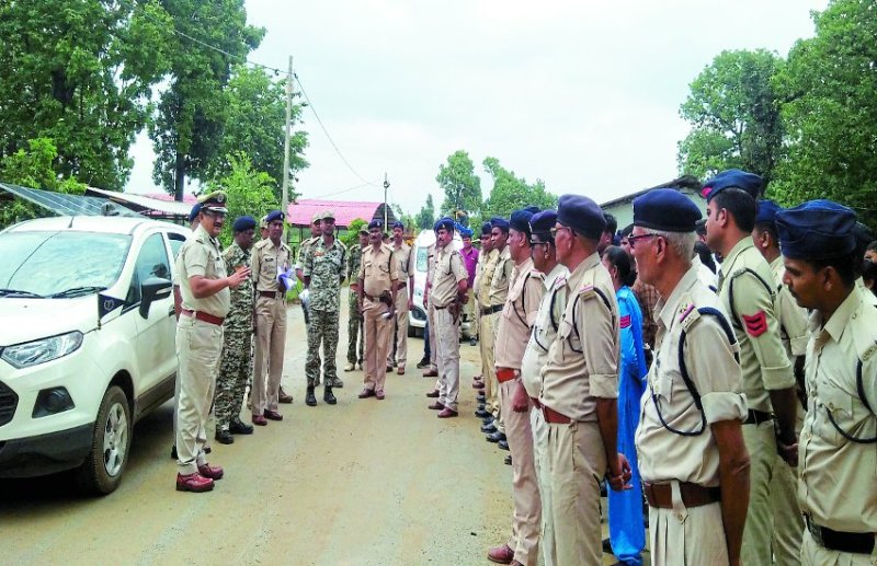 छावनी में तब्दील होगा दक्षिण और मध्य बस्तर
