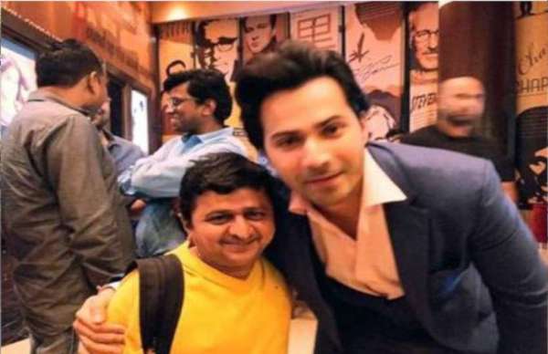 dwarf actor shridhar watsar play role in dhadak movie