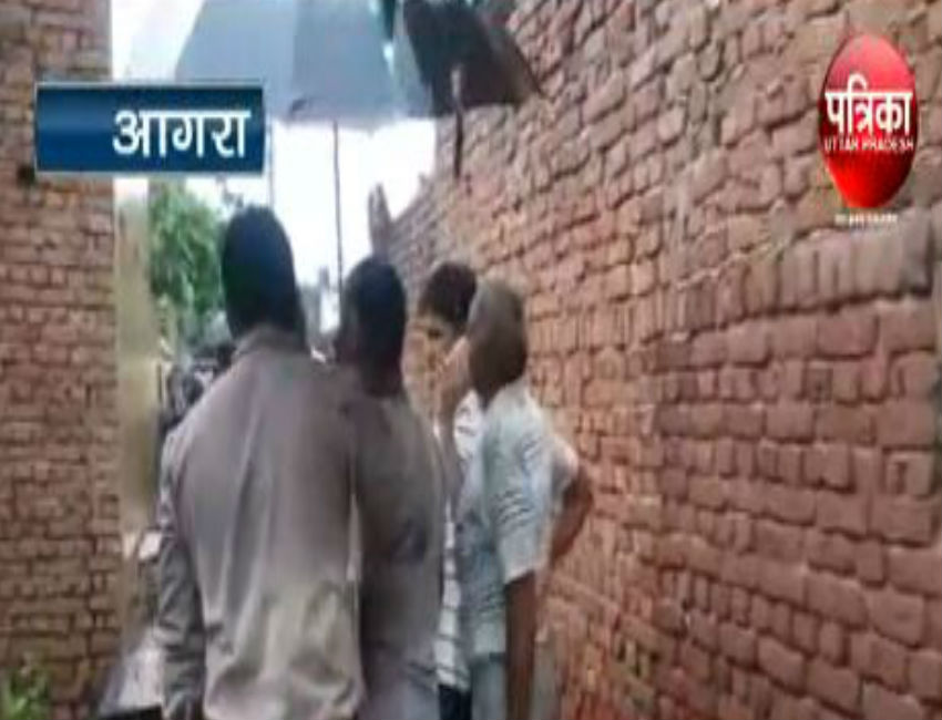 Rain update, Agra rain, monsoon, UP rain, weather department, weather update, heavy rain, house, building, Dhanoli, Thana Malpura, children, Agra news, Agra latest news, UP News, Agra Weather news