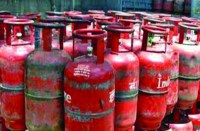 गेवरा-दीपका में दो हजार लोग एलपीजी सिलेंडर के लिए वेटिंग लिस्ट में, जानें आखिर क्यों हो रही परेशानी