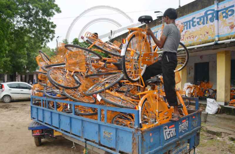 Negligence in transport of bicycles in bhilwara