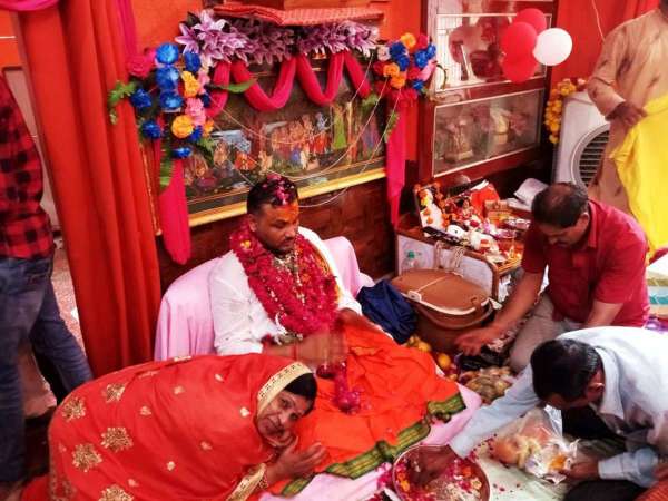 सच्चिदानंद गुरुदेव की झलक पाने उमाड़ा जनसैलाब, धारकुंड़ी में श्रद्धालुओं का रेला