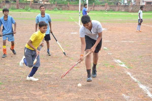 जिला स्तरीय खेल प्रतियोगिता में सोहावल का दबदबा, फोटो में देखिए किक
