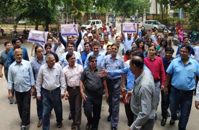 Private Doctors celebrate the Damn day in bhilwara