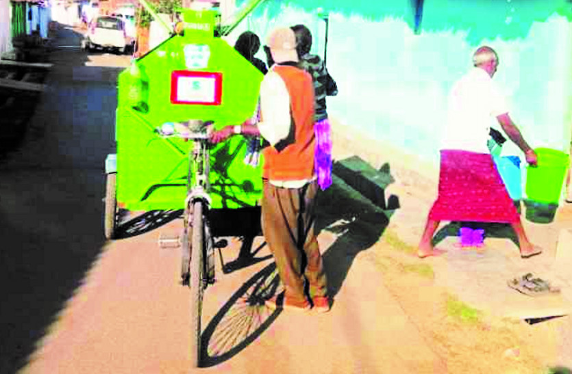 ठहरिए! खुले में फेंक रहें हैं कचरा तो हों जाएं सावधान, नहीं तो निगम करेगा ये कार्रवाई