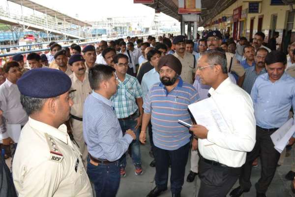 railway GM and DRM inspection in satna station