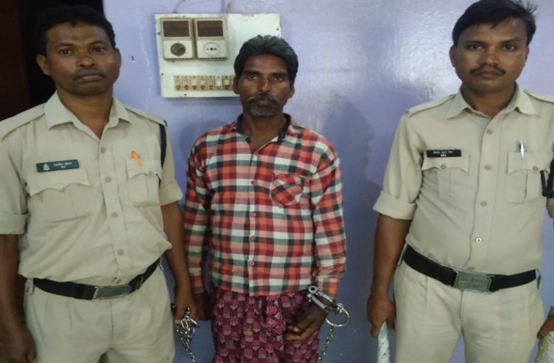 प्रेमी को पसंद नहीं था विधवा प्रेमिका का किसी और से संबंध, समझाइश के बाद भी नहीं मानीं तो टांगी से कर दी हत्या