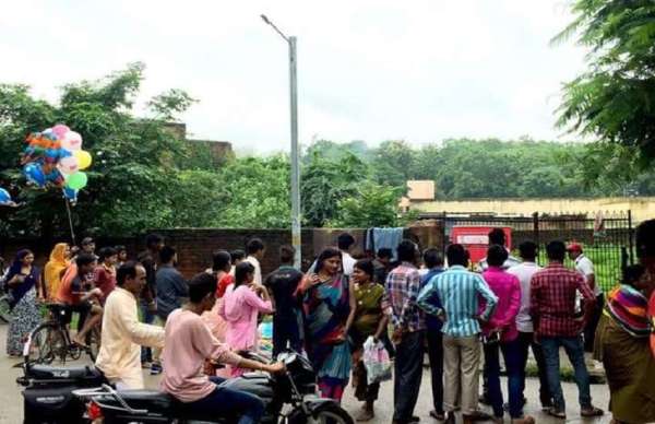सावन में लगायी गुहार, सुन लो बेटी बचाने की पुकार