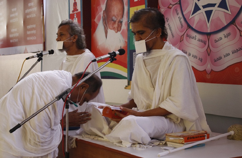 Do not respect sinners, criticize them