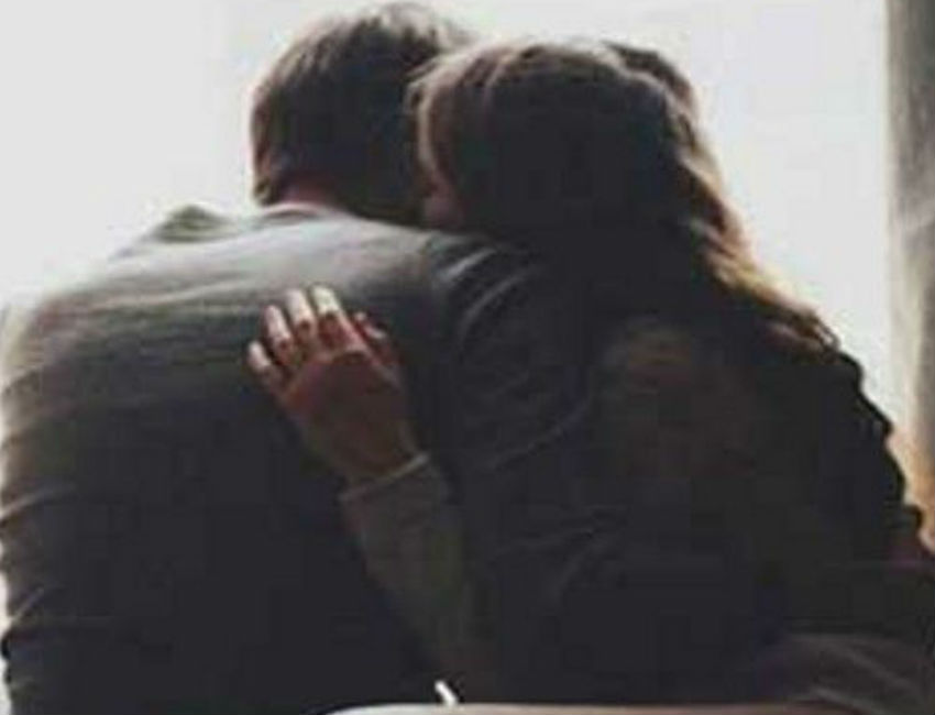 woman illicit relation