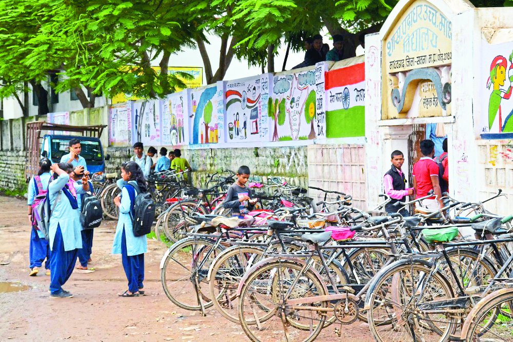 Story of Government higher secondary school madhavgarh satna