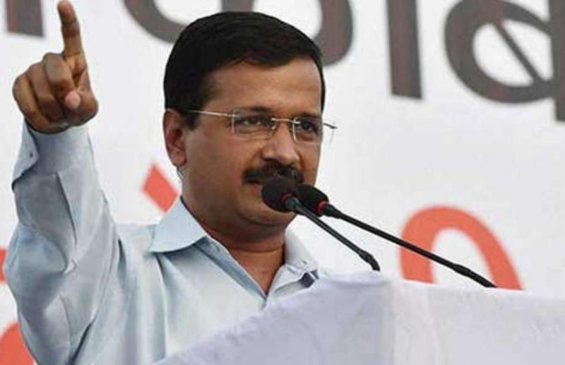 केजरीवाल ने भाजपा-कांग्रेस पर लगाया बड़ा आरोप, कहा- चुनाव के दौरान बांटती है शराब
