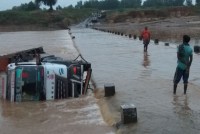 Truck fell in river