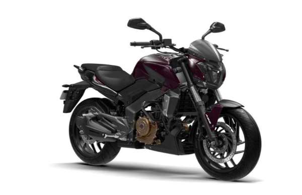 bajaj dominar