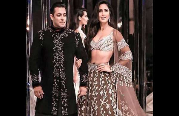 salman khan and katrina kaif ramp walk in manish malhotra show