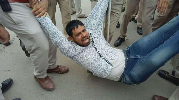 CM Raman Singh virodh