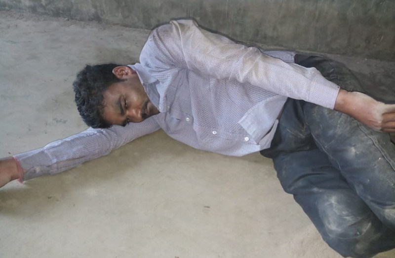 शराब के नशे में धुत क्लर्क पहुंचा दफ्तर, डीईओ ने किया सस्पेंड