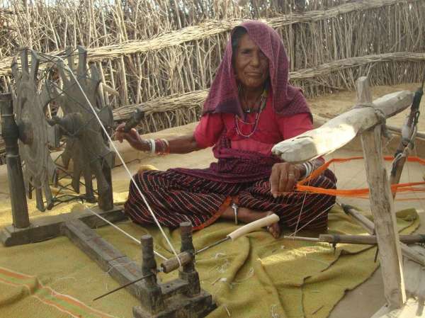 Came from Sindh, liked Hindustan, shadow caste in foreign countries