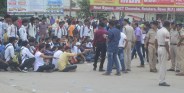 Rewa collector ignore student demand, protest in college for admission