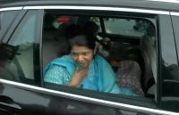 Kanimozhi 