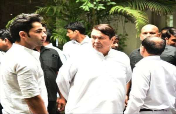 Bolllywood stars attend Rajan Nanda funeral