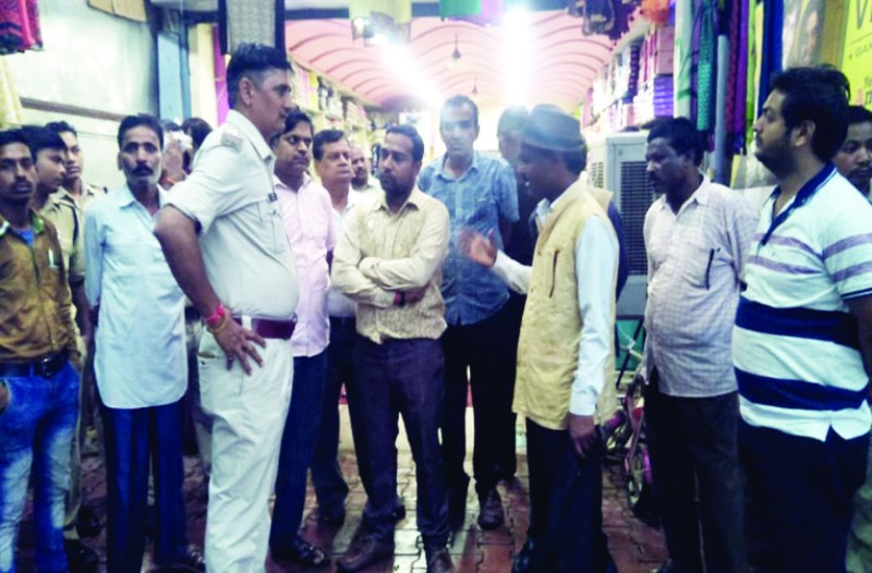 नगरपालिका व राजस्व विभाग के साथ मिलकर व्यवस्था बनाने की कार्यवाही