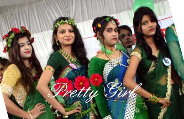 beautiful girl, beautiful girl photos hd download in india, beautiful girl hot pics, girl hot pics, Hot  Spicy Photo's, Top 10 Hottest Female