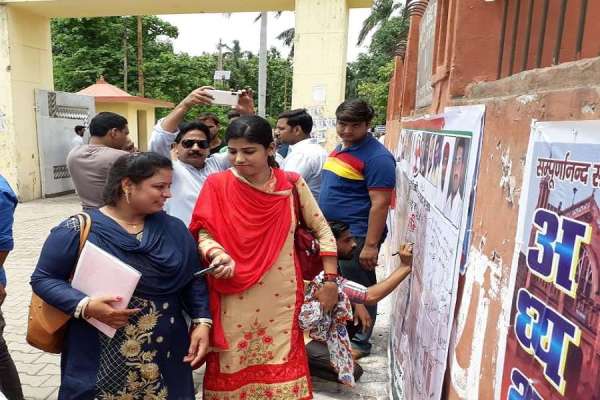 कांग्रेस का हस्ताक्षर अभियान