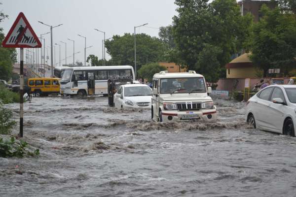 Heavy Rain In Alwar : Photos Of Rain In Alwar