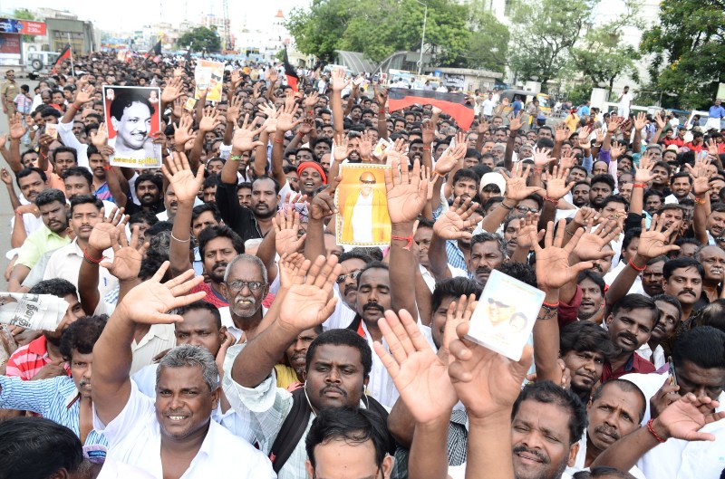 Karunanidhi passed away, Find out Interesting facts of his life