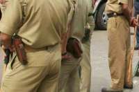 Highly-charged police, two uniformed suspensions on the complaint of the accused