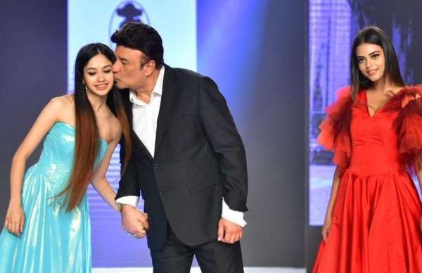 anu malik daughters ada malik and anmol malik photos
