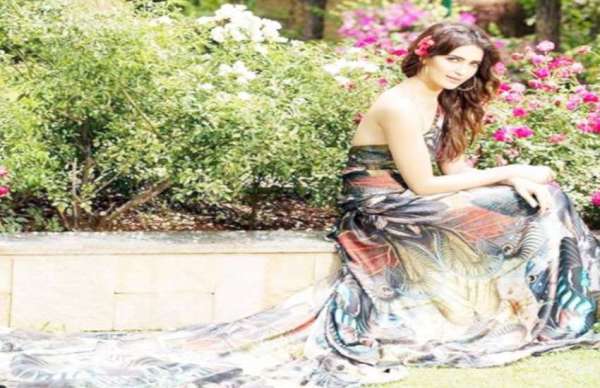 sanju fame karishma tanna new hot photoshoot pics goes viral