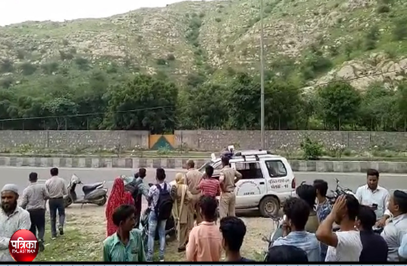 जयपुर में पैंथर का आतंक वीडियो में हुआ कैद,देखें कैसे दहशत के बीच मचा रहा हड़कंप