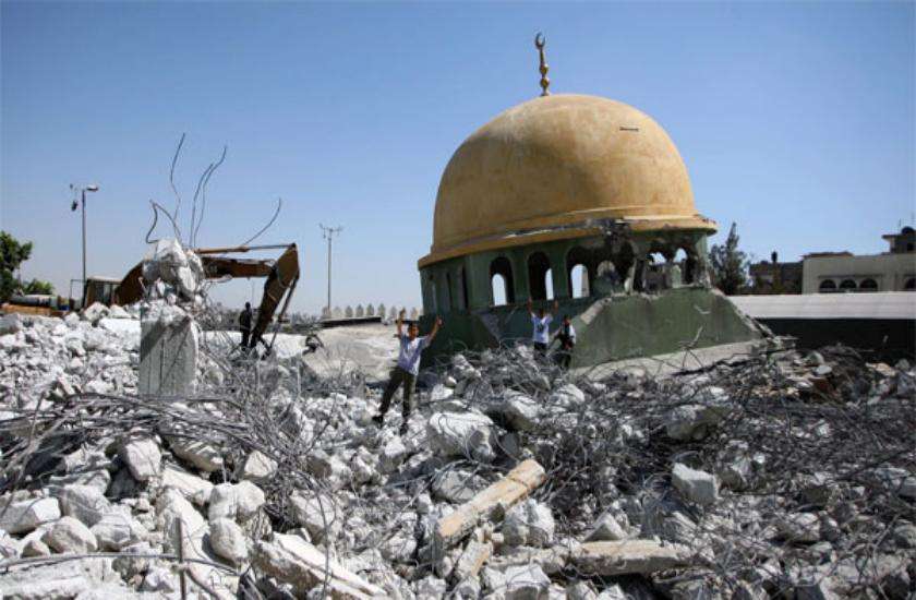 Chinese Muslims protest plans to demolish mosque