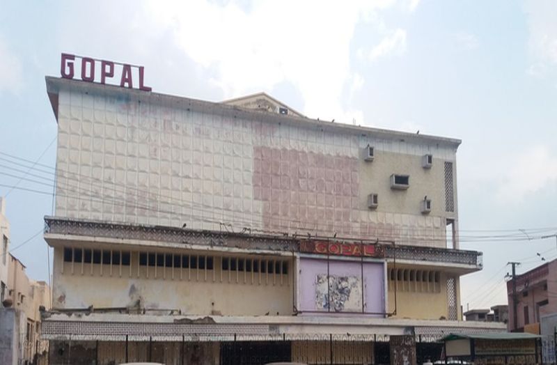 Alwar Theatres and cinemas now become memories for alwar people