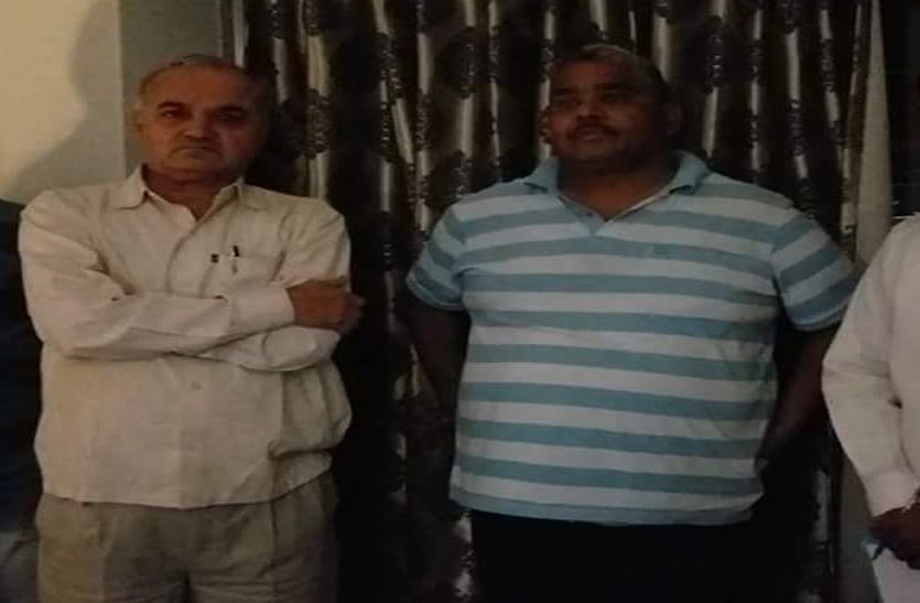 Illegal sonography machine operator and doctor