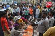 Woman's body performed on gate in bhilwara
