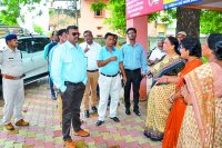 satna collector Surprise inspection in girls hostel