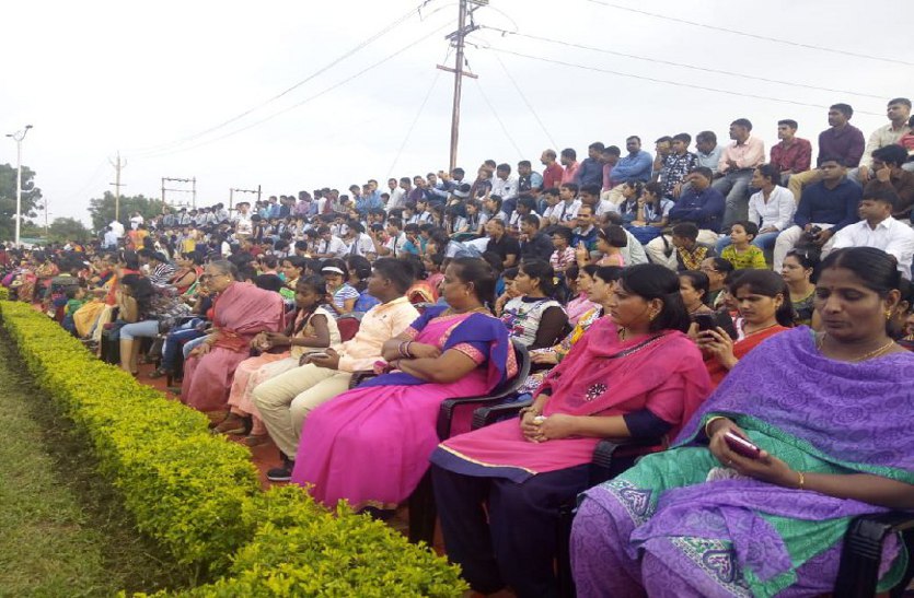 राष्ट्रभक्ति गीतों से गूंजा भोपाल का योद्धास्थल…