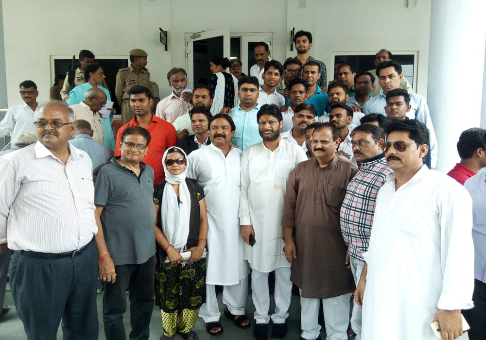 congress agitation against rafale deal in jhansi