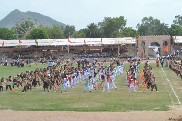 beautiful pics of Independence day preparation