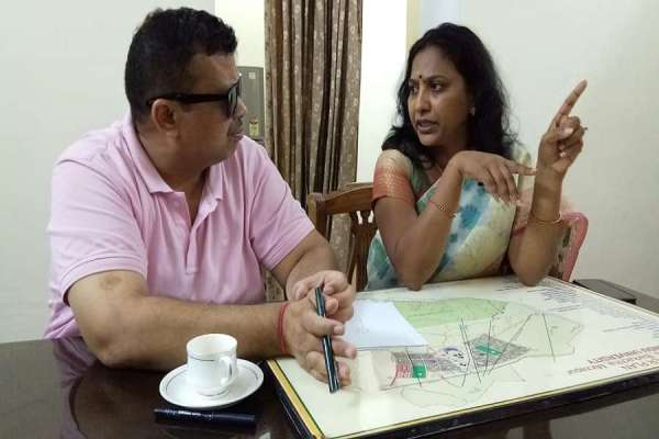 चिकित्सा अधीक्षक प्रो वीएन मिश्र का बरकछा दौरा