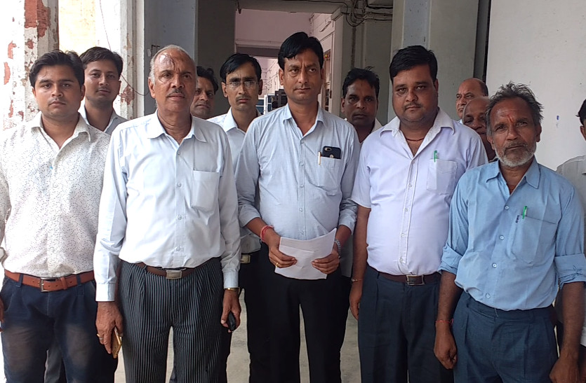rajasthan gaurav yatra- protest to make helipad on Ranthambore Fort