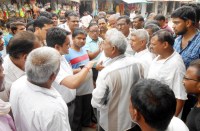 shopkeepers-protest-against-encroachment-in-diggi-kalyan-temple