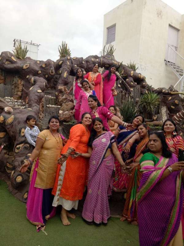 beautiful pics of sawan mahotsav